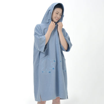 Disney Store - Stitch Hand-Embroidered Poncho-Shaped Beach Towel Blue - Beach Towel