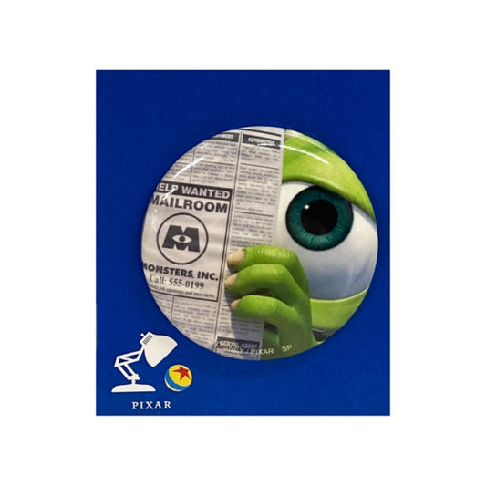 Disney Store - Disney/Pixar Mike Zeitung Dosenabzeichen - Accessoire